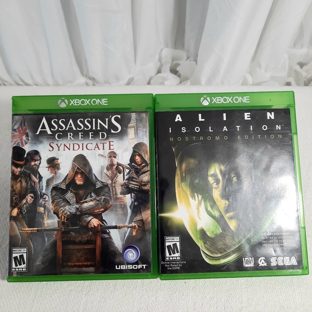 Xbox Games Lot of 2 Assassins Creed Syndicate Alien Isolation M 17+